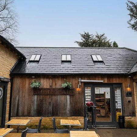 Chic Cotswold Tiny Home - Oddity House Blockley Exterior photo